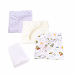 Set 3 cearsafuri alb crem si model rachete + protectie impermeabila patut 90x40/50 cm