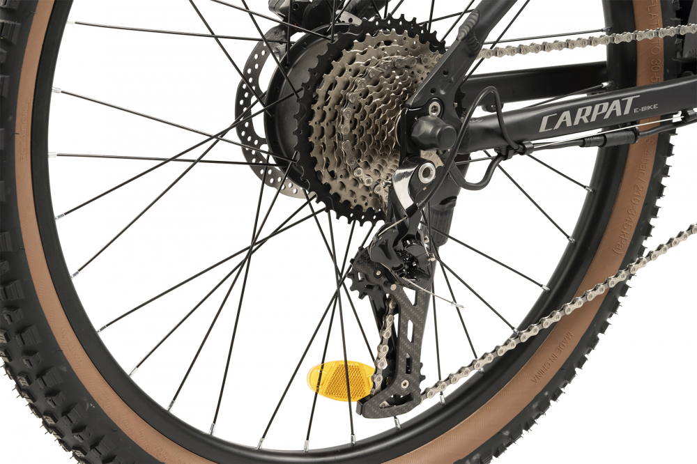 Bicicleta Electrica Carpat C275H7E NegruGri MTB Hidraulica E-Bike, roti 27.5 inch, 11 viteze, motor 250W, autonomie Max 60 km, baterie integrata in cadru Litiu-Ion 36V 10.4Ah - 2