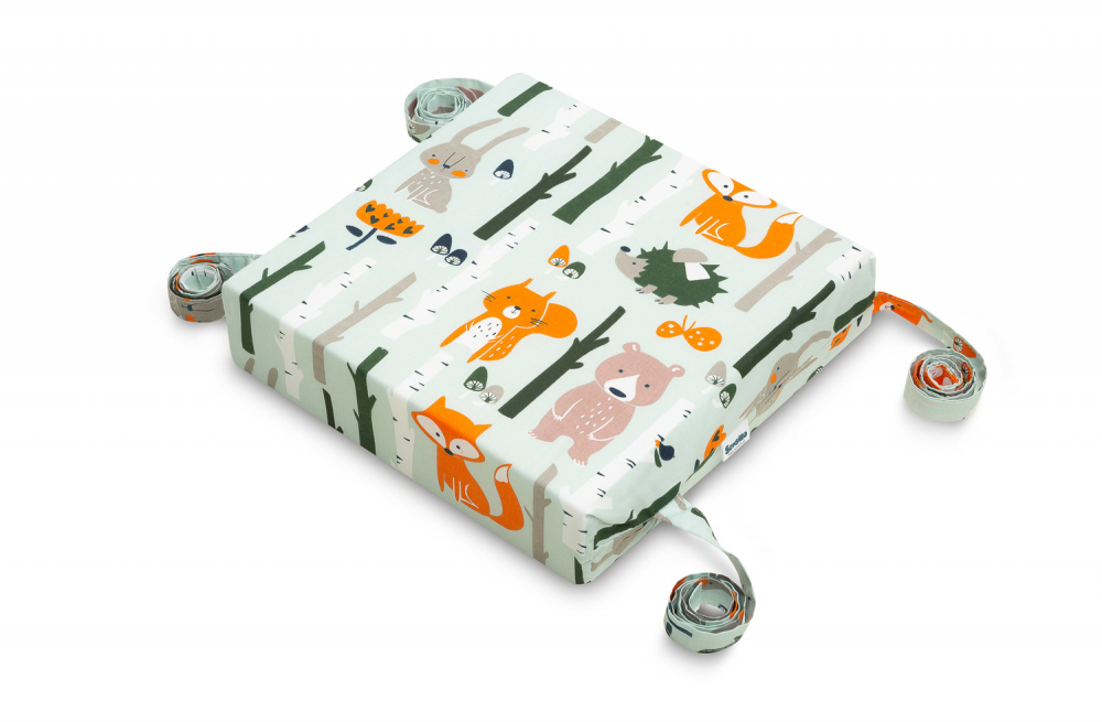 Pernuta inaltator pentru scaun copii Sensillo 32x32x8 cm cu husa detasabila din bumbac,prevazuta cu fermoar,curele reglabile de fixare Fox and Bunny