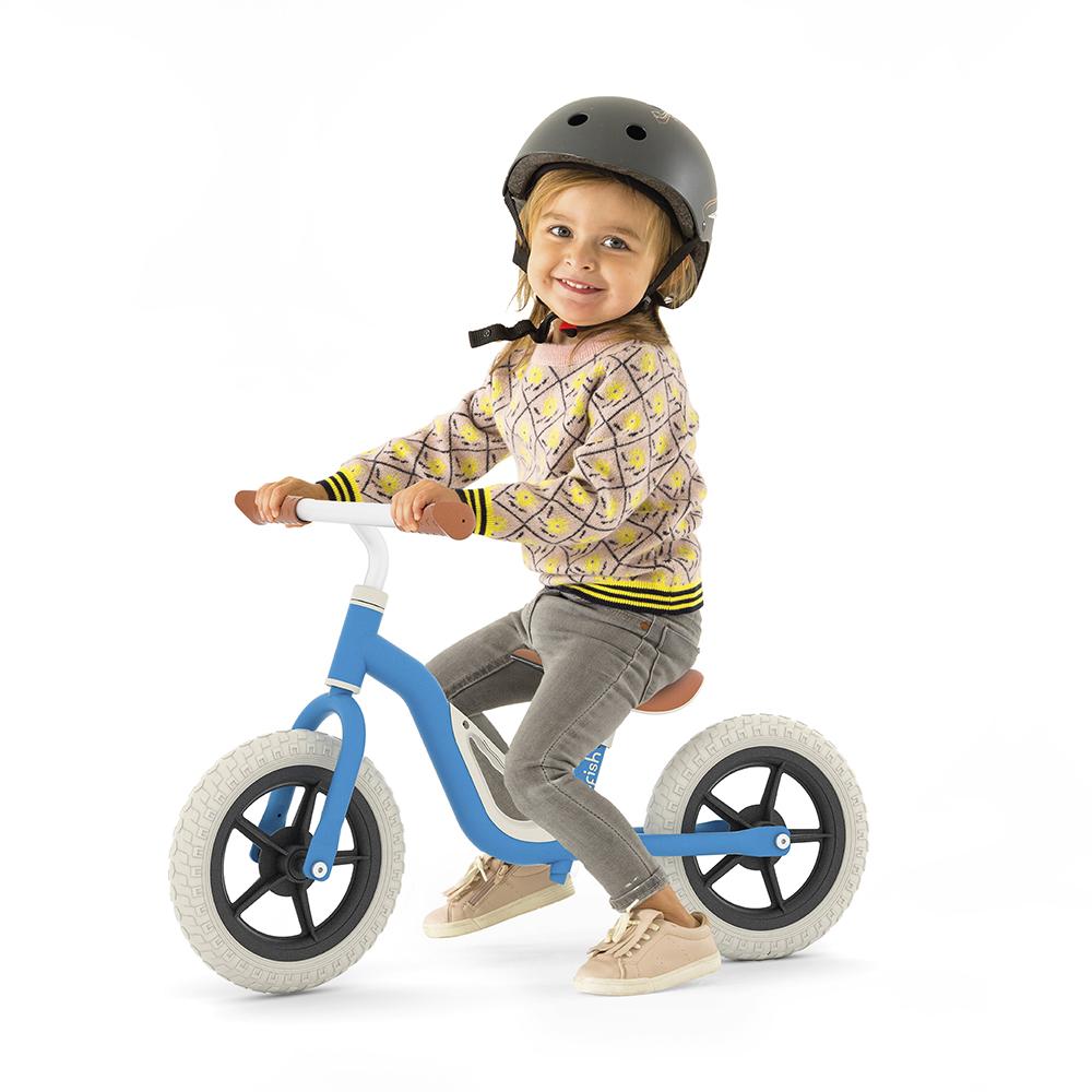 Bicicleta de echilibru, Chillafish Charlie Navy, Usoara, Cu ghidon si sa reglabile, Greutate 2.5 Kg, Cu roti din spuma EVA, 10 inch, Pentru 18-48 luni - 1