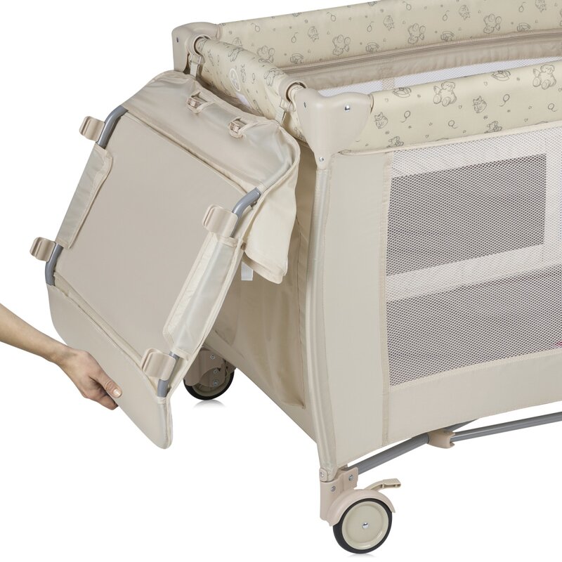 Patut pliabil, Lionelo, Sven Plus, 120x60 cm, Cu doua nivele, Cu arcada jucarii, masuta de infasat, vibratii, melodii, conform cu standardele europeane de securitate EN716 si EN12221, Bej Latte - 1