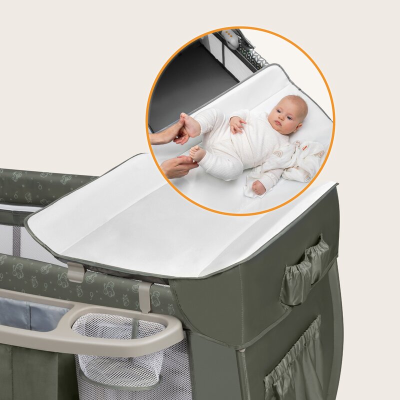 Patut pliabil, Lionelo, Sven Plus, 120x60 cm, Cu doua nivele, Cu arcada jucarii, masuta de infasat, vibratii, melodii, conform cu standardele europeane de securitate EN716 si EN12221, Bej Olive - 2