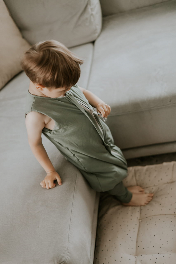 Sac de dormit cu picioare Light 1-2 ani Green Sleepee 1.5 tog