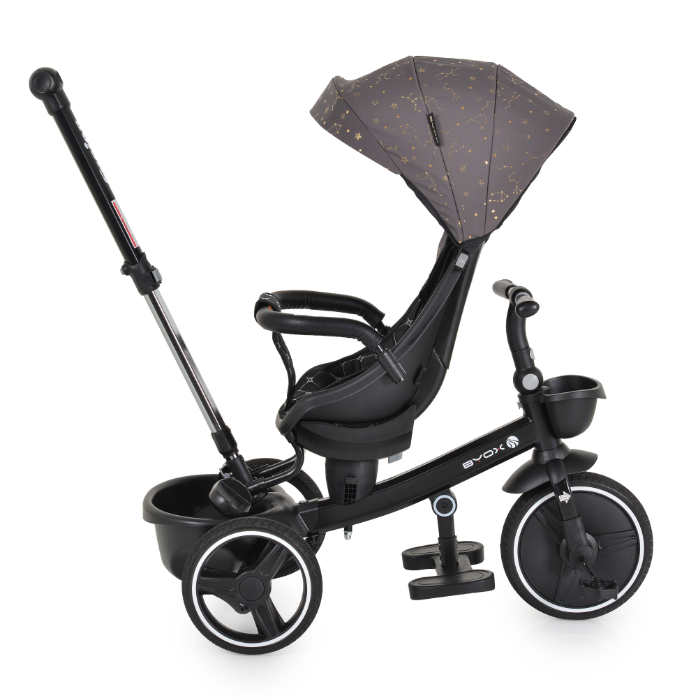 Tricicleta pentru copii Byox Fusion Grey,Maner parental reglabil pe inaltime,Scaun rotativ la 360 grade,Spatar reglabil cu pozitie somn,Ghidon pliabil,Roti din PU,Frana,Husa moale,2 tipuri de suport picioare,Bara detasabila