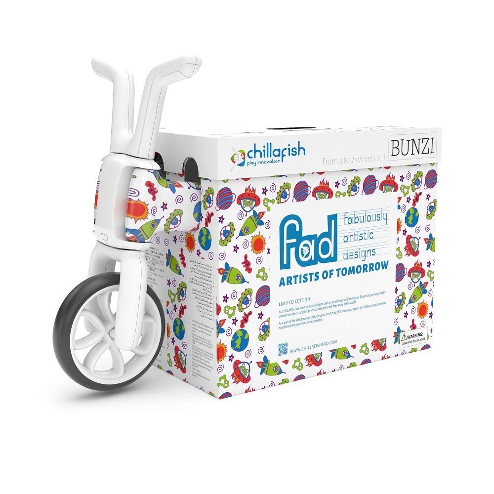 Tricicleta pentru copii Chillafish Bunzi Monsters 2 in 1 transformabila in bicicleta fara pedale, scaun usor reglabil, roti din cauciuc sintetic, spatiu depozitare jucarii, greutate admisa 25 kg