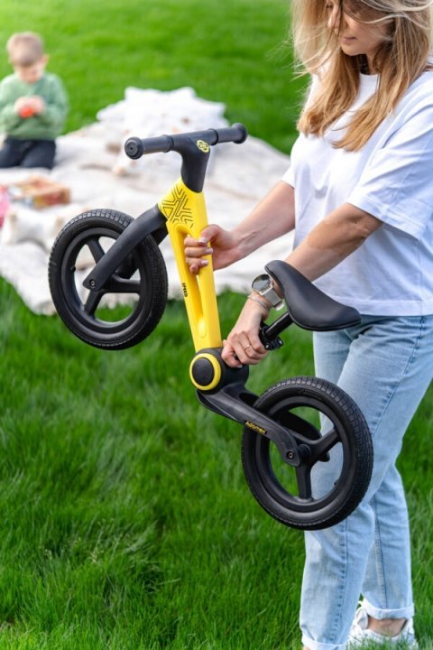 Bicicleta de echilibru pentru copii, Adamex Speed M8, pliabila, fara pedale, cu Saua reglabila si manere confortabile, 2-5 ani, pana la 35 kg, Orange Magma - 1 | YEO