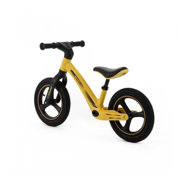Bicicleta fara pedale pentru copii, Adamex Rocket, cu roti gonflabile din cauciuc 12 inch, sezutul moale reglabil pe inaltime, sarcina maxima admisa 25 kg, omologata EN71, Yellow Wee