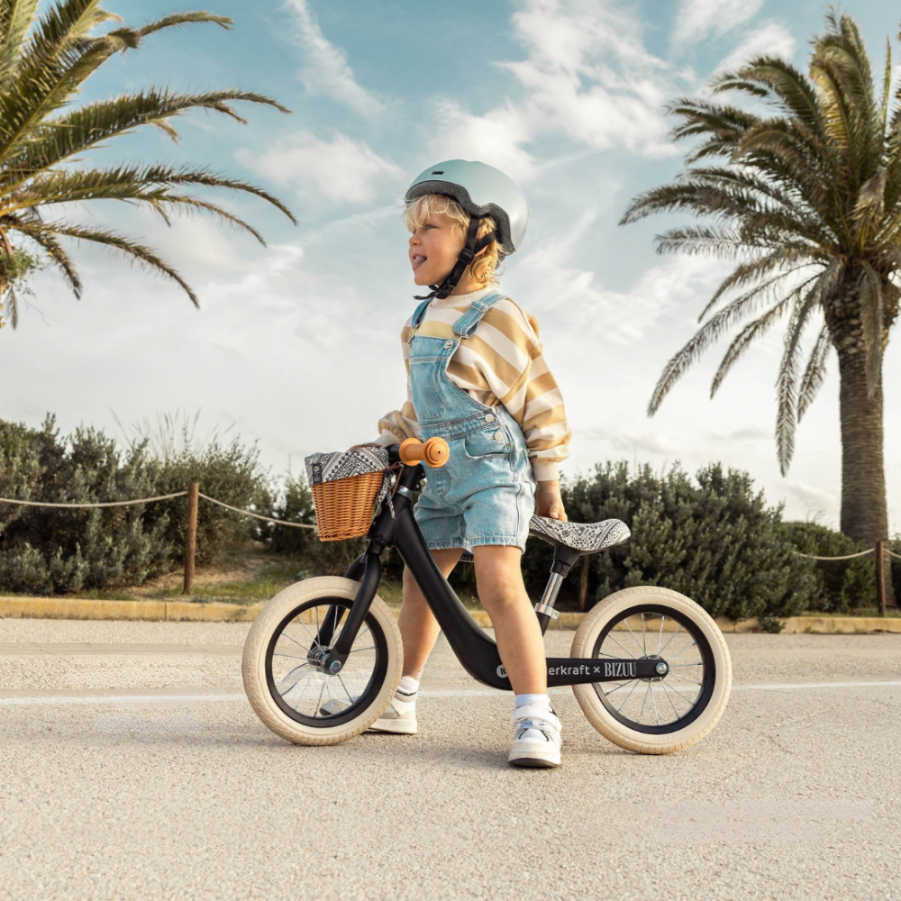 Bicicleta de echilibru Kinderkraft Rapid 2 Bizuu Black, cadru din aliaj de magneziu, scaun reglabil, clopotel si cos pentru jucarii - 4 | YEO