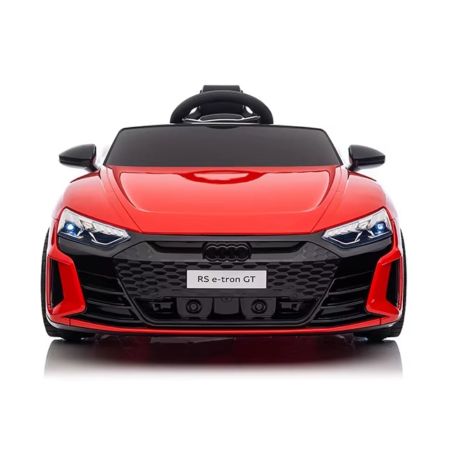 Masinuta electrica pentru copii cu licenta Audi RS E-Tron GT Red,Scaun piele,Roti EVA, Acumulator 12V 4,5Ah,Incarcator inclus,Centura de siguranta,Lumini LED,Functie Slow Start,Afisaj cu indicator baterie,Usi cu deschidere