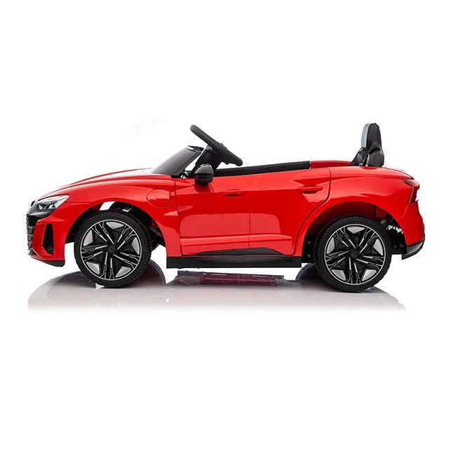 Masinuta electrica pentru copii cu licenta Audi RS E-Tron GT Red,Telecomanda ,Roti EVA, Acumulator 12V 4,5Ah,Incarcator inclus,Centura de siguranta,Lumini LED,Functie Slow Start,Afisaj cu indicator baterie,Usi cu deschidere - 2