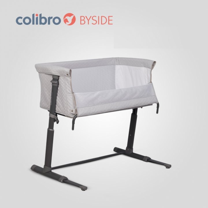 Patut Co-Sleeper 2 in 1 pentru copii Colibro BySide Bassinet, cu saltea inclusa, inaltime reglabila pe 9 nivele si unghi de inclinare de 30 de grade, sistem automat de retractare picioare, dimensiune 93 x 58 cm, Cloud - 1