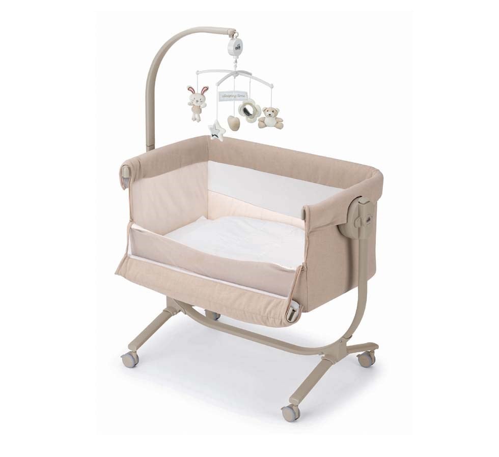 Patut cu leganare Cullami Beige Gold, co-sleeper 2 in 1 cu laterala culisanta, setare unghiulara, roti, reglabil in 8 pozitii pe inaltime