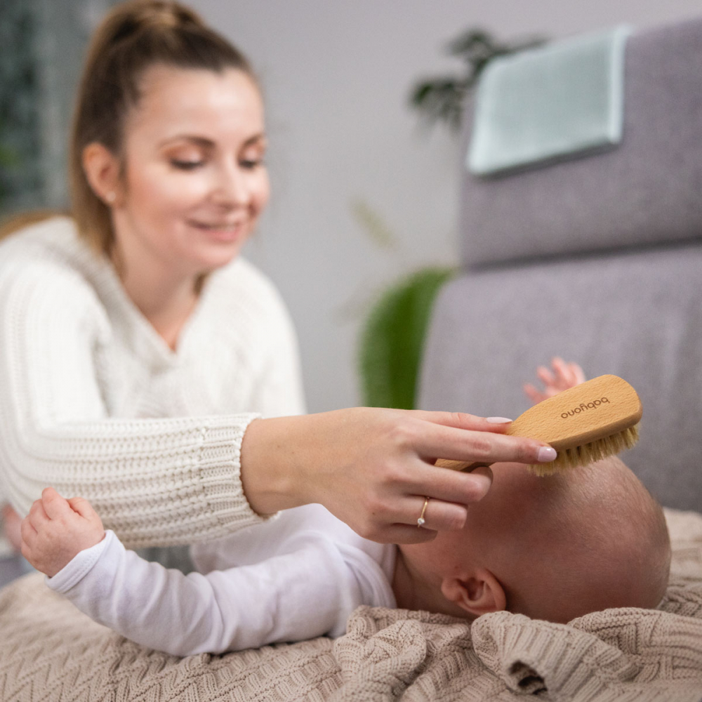 Perie pentru bebelusi Babyono din lemn cu peri naturali - 2 | YEO