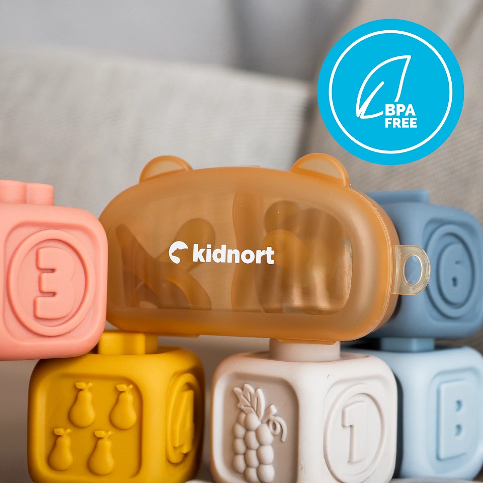 Set 2 suzete din silicon Kidnort Happling, ortodontica si simetrica, Sterilizabile, cu orificii de ventilatie, de la 0 la 18 luni, fara BPA - 2 | YEO