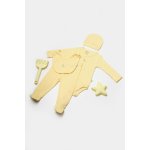 Set 4 piese body, pantaloni, baveta si caciulita Bamboo, galben, BabyCosy, 50% bumbac + 50% bambus marime 0-3 Luni