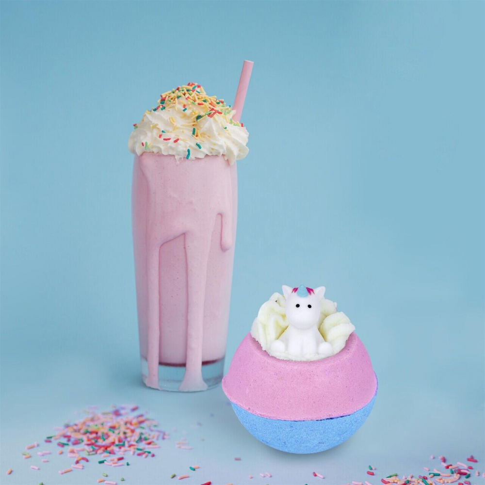 Bomba de baie handmade cu figurina Born to Be Unicorn Bath Blaster 160g Bomb Cosmetics