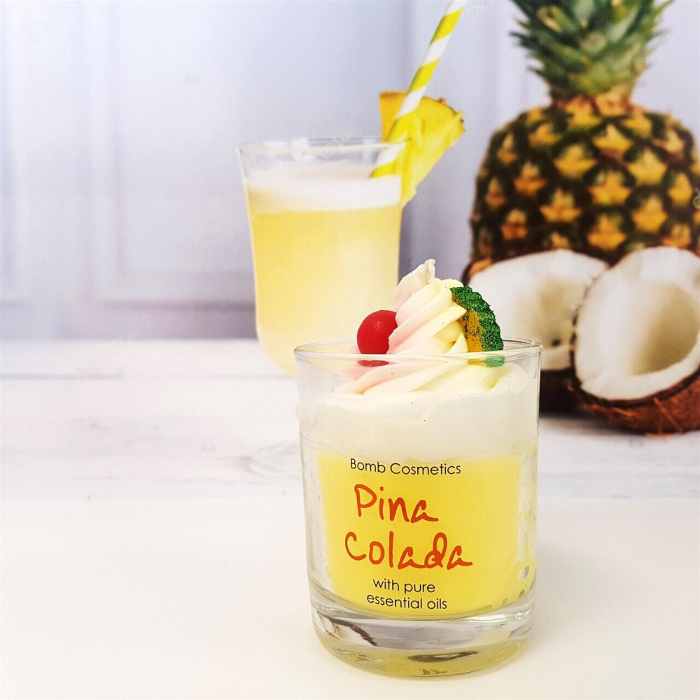 Lumanare parfumata 160g Pina Colada Piped Candle Bomb Cosmetics - 3