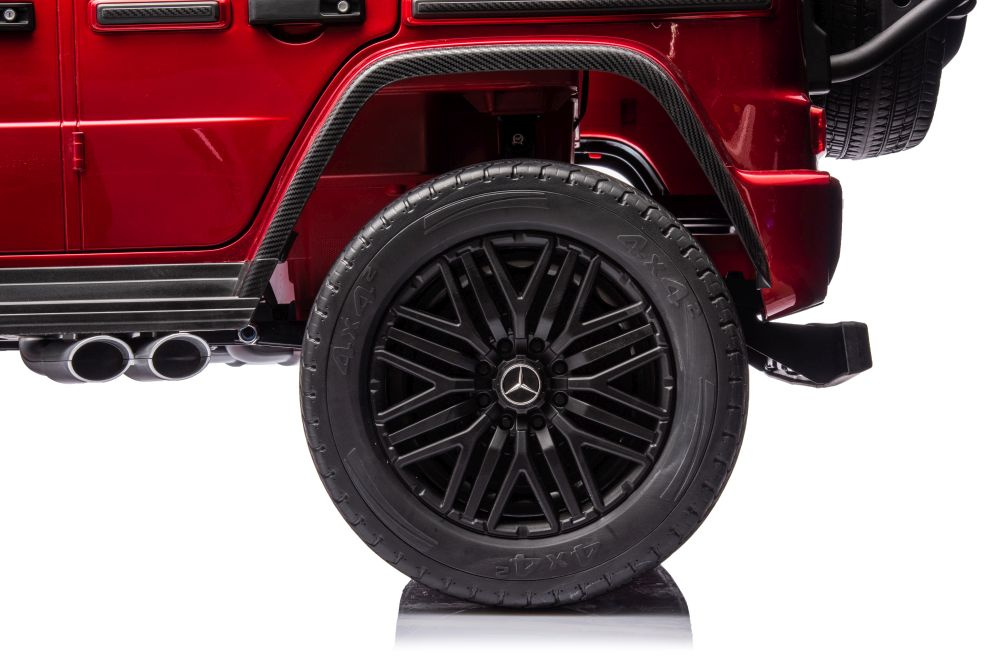 Masinuta electrica pentru copii Mercedes Benz G63 XXL, tractiune 4x4, cu telecomanda 2.4G, 4 motoare de 200W fiecare, baterie de 2x24V7Ah, faruri luminoase, cu USB, Bluetooth si afisaj LCD, MP4, dimensiune 158 x 93 x 81 cm - 1