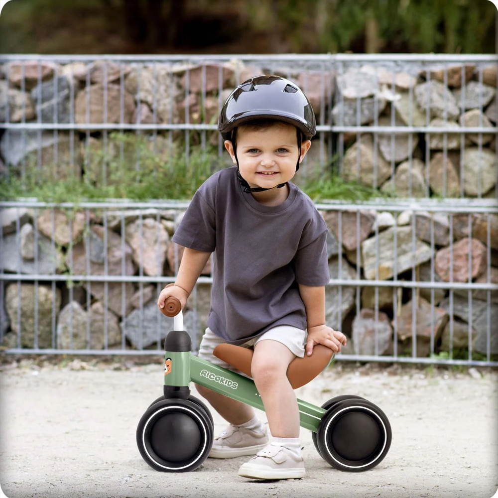 Vehicul Ride On fara pedale Ricokids Cross Country Green, De la 12 luni, Cadru metalic usor si rezistent, Sezut confortabil din spuma moale, Manere ergonomice antiderapante, Roti din PP rezistent si silentios