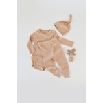 Set 3 piese body cu maneca lunga, pantaloni lungi si caciulita din bumbac organic si modal, Somon, BabyCosy, marime 12-18 Luni