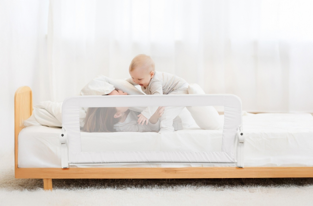 Bariera de protectie BabyJem Alb 120 x 48,5 cm