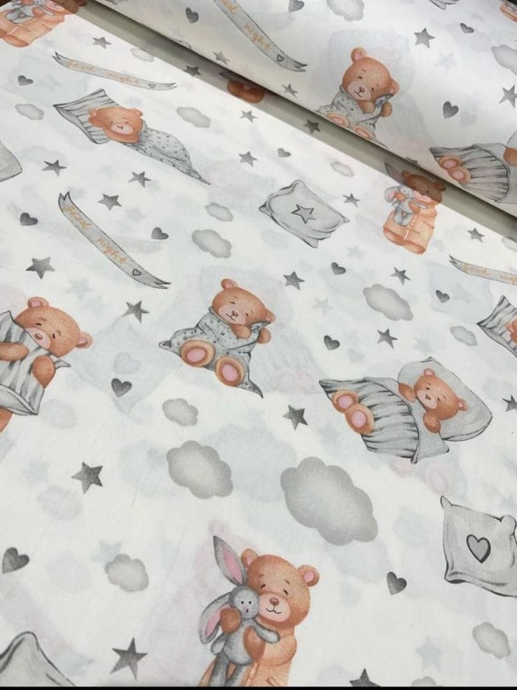 Cearsaf pentru pat copii Nichiduta Sleeping bear grey blanket 120x60 cm din bumbac cu banda elastica roata