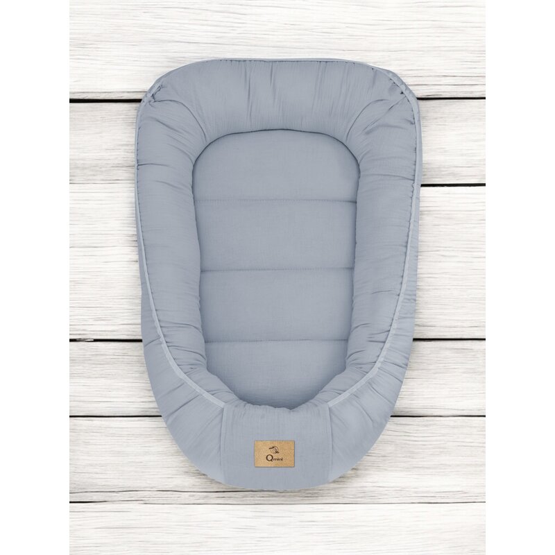 Cosulet pentru bebelusi Qmini Jeans Baby Nest 55x75 cm, husa din muselina dubla