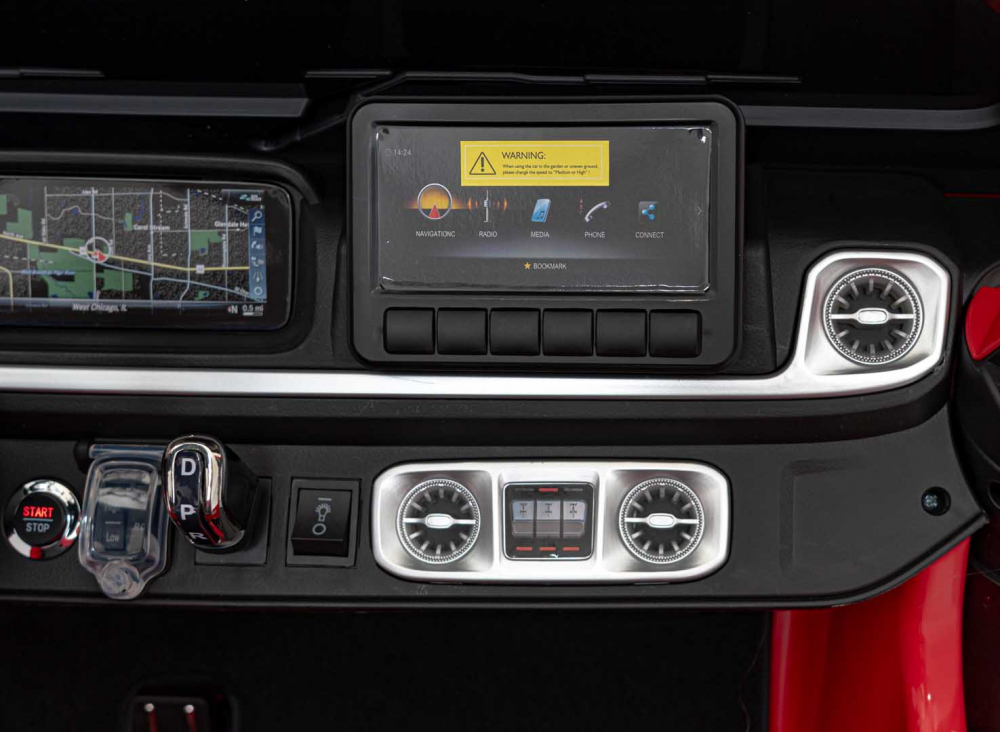 Masinuta electrica 4x4 pentru copii Mercedes Benz G63 AMG XXL, motor 4 x 200W, baterie 24V7Ah, panou audio, buton de pornire, slow start, dimenesiune 159 x 97 x  81 cm
