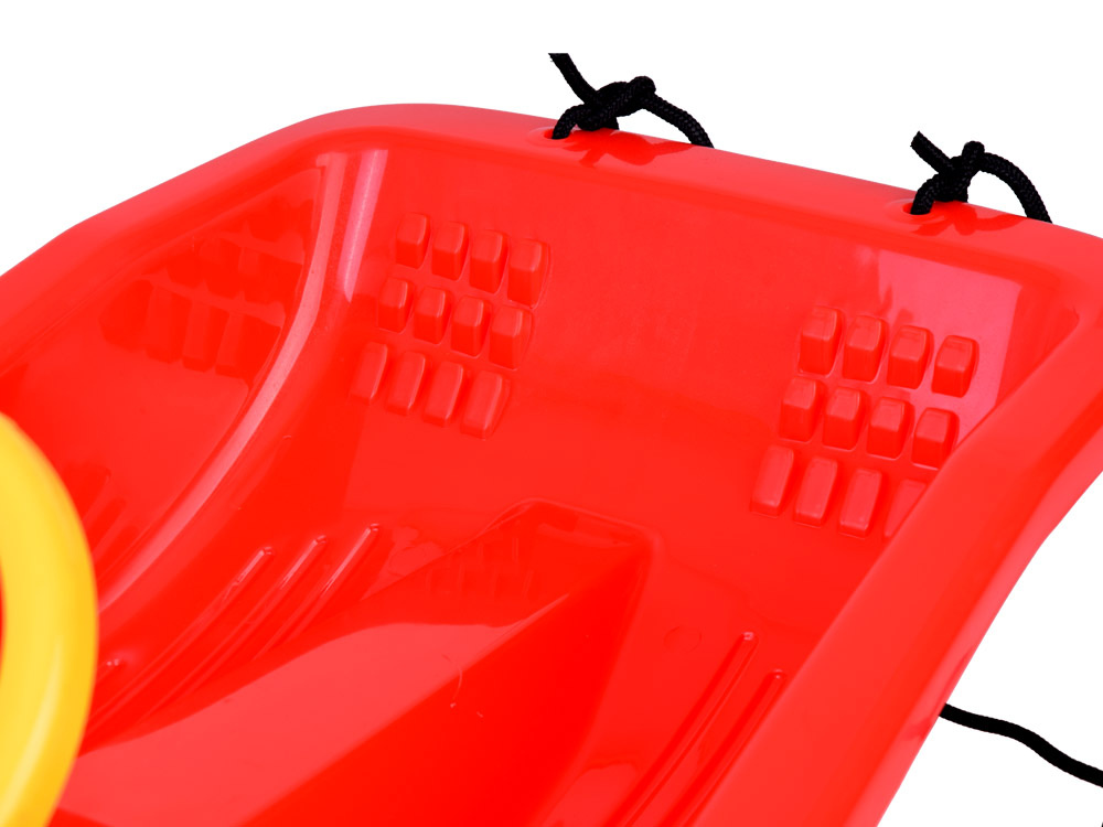 Sanie din plastic pentru copii rosie, din plastic, cu volan, frana dublu-laterala si sfoara pentru tractiune si ghidare, dimensiune 100 x 51 x 22 cm - 1 | YEO