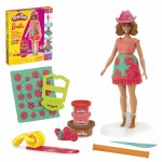 Set plastelina Play Doh Barbie creatii vestimentare cu flori si franjuri cowboy