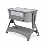 Patut Co-Sleeper pliabil Cangaroo Cozy Gri cu laterala culisanta, saltea inclusa, functie anti reflux, 5 nivele de reglare a inaltimii, roti cu frana, recomandat de la nastere pana la 9 kg