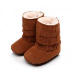 Cizmulite maro cu franjuri 3-6 luni marime 18