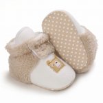 Cizmulite plusate alb cu crem pentru bebelusi Teddy 3-6 luni marime 18