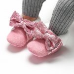 Ghetute roz imblanite cu fundita si paiete 9-12 luni marime 20