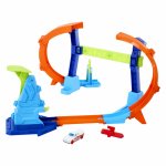 Circuit Hot Wheels campionul sariturii in spirala