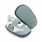 Adidasi albi cu bleu pentru copii 3-6 luni marime 18