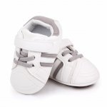 Adidasi albi cu dungi gri pentru copii 3-6 luni marime 18