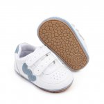 Adidasi albi cu insertie gri pentru copii 6-9 luni marime 19