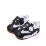 Adidasi alb cu negru pentru baietei Baby 3-6 luni marime 18