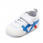 Adidasi pentru copii 6-9 luni marime 19 alb cu albastru
