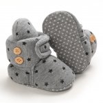 Botosei gri cu stelute negre si cu nasturei 3-6 luni marime 18