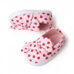 Pantofi cu imprimeu de capsuni si fundita 9-12 luni marimea 20