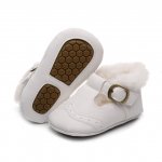 Pantofiori albi imblaniti pentru fetite 6-9 luni Lilly marimea 19