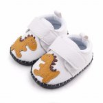Pantofiori albi pentru baietei 3-6 luni Dino marimea 18