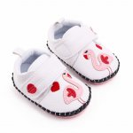 Pantofiori albi pentru fetite Flamingo 3-6 luni marimea 18