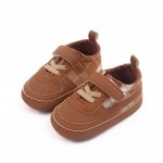 Pantofiori maro pentru baietei Plaid 3-6 luni marimea 18