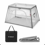 Patut de calatorie 2 in 1 pentru copii Kidnort Bleke Grey, pliabil si portabil, intrare laterala cu fermoar, dimensiune 77 x 63.2 x 28 cm, include geanta de transport