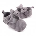 Pantofiori gri cu fundita pentru bebelusi 9-12 luni marimea 20
